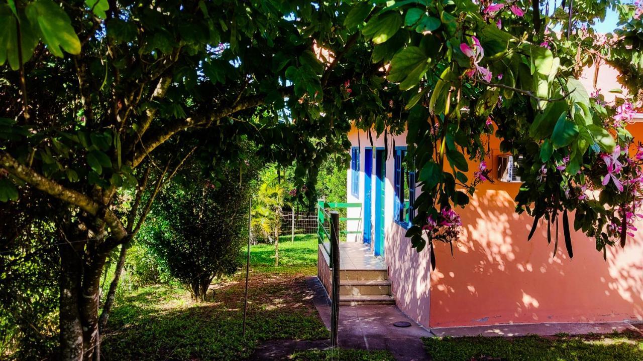 Studios Verdes Hospedagens เซาเปโดร ดา อัลเดรา ภายนอก รูปภาพ