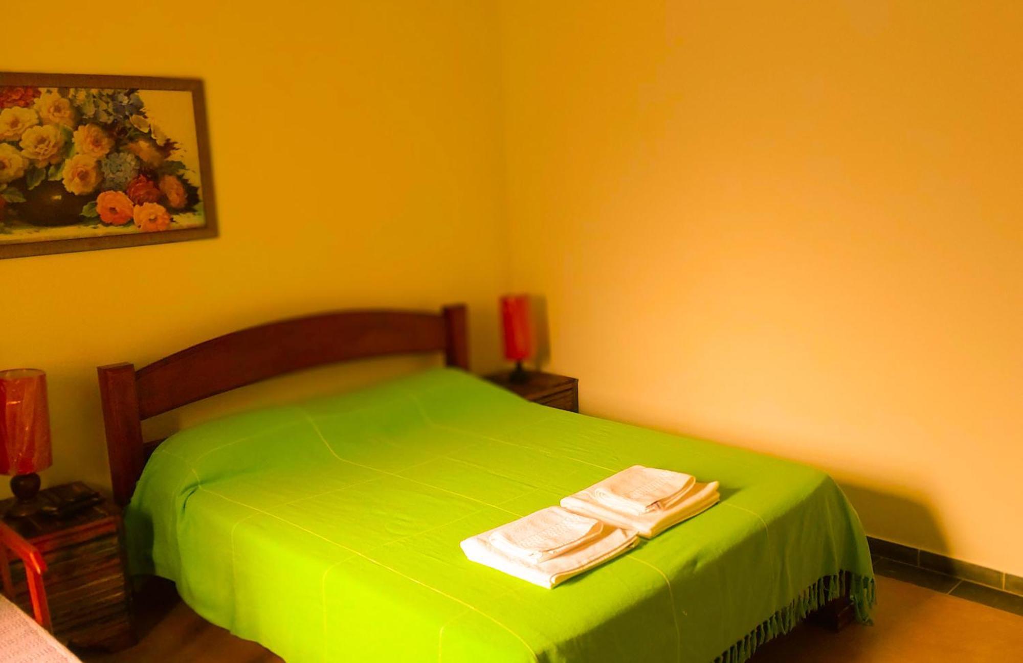Studios Verdes Hospedagens เซาเปโดร ดา อัลเดรา ภายนอก รูปภาพ